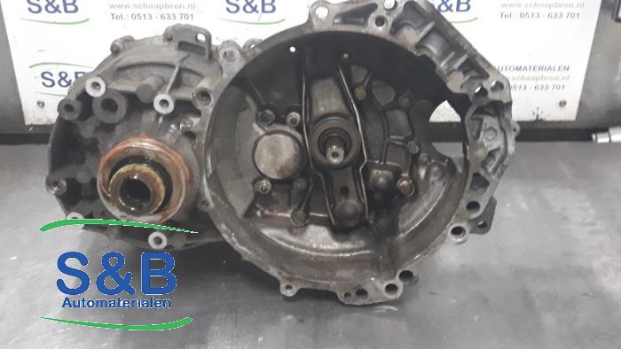 Used Gearbox Volkswagen Transporter T4 2.4 D Price € 450,00 Margin scheme offered by Schaap & Bron