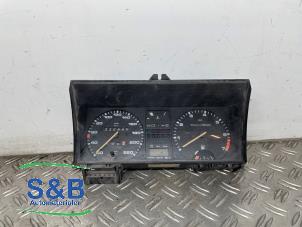 Begagnade Instrumentpanel Volkswagen Golf II (19E) 1.8i Pris € 225,00 Marginaltabell erbjuds av Schaap & Bron