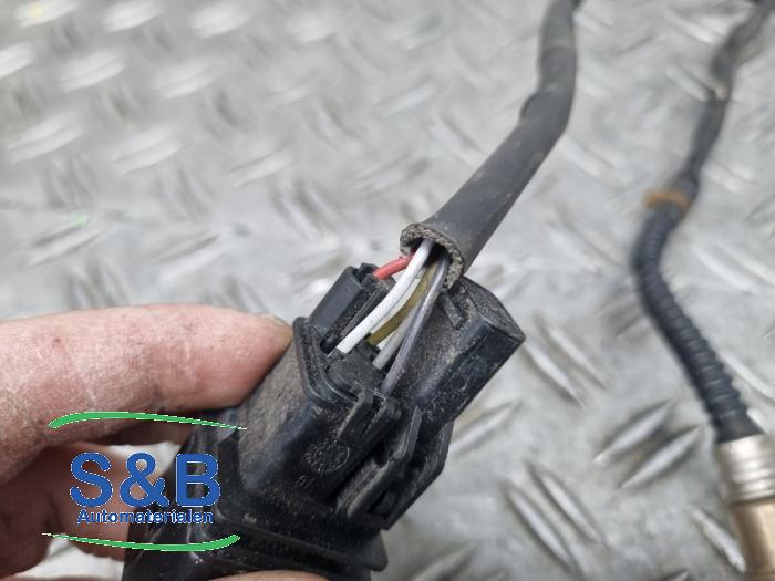 Sonde lambda d'un Audi A8 (D3) 6.0 W12 48V Lang Quattro 2005