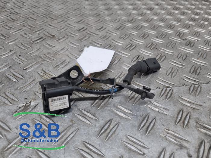 Begagnade Hastighetssensor Audi A8 (D3) 6.0 W12 48V Quattro Pris € 19,99 Marginaltabell erbjuds av Schaap & Bron