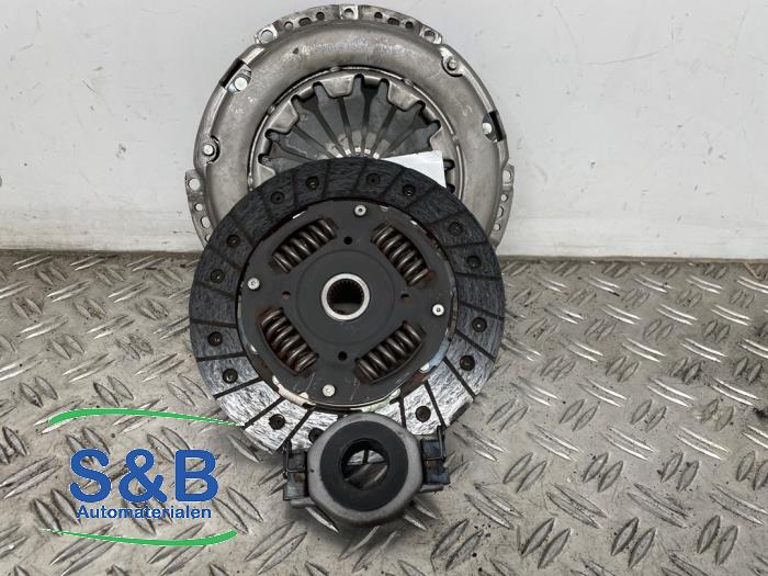 Used Clutch kit (complete) Volkswagen Polo III (6N2) 1.4 Price € 40,00 Margin scheme offered by Schaap & Bron