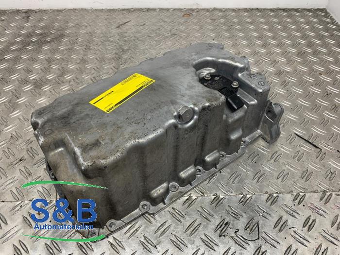 Usagé Couvercle carter Volkswagen Transporter T5 2.0 TDI DRF Prix € 50,00 Règlement à la marge proposé par Schaap & Bron