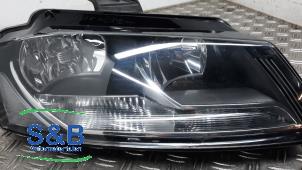 Used Headlight, right Audi A3 (8P1) 1.2 TFSI Price € 100,00 Margin scheme offered by Schaap & Bron