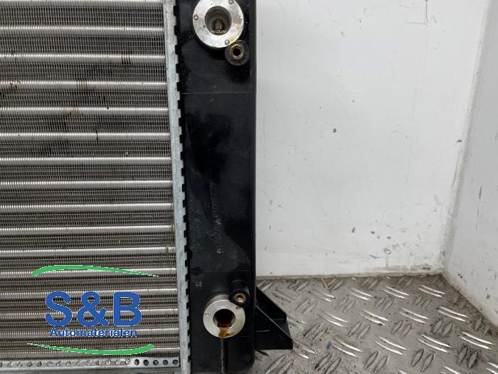 Usagé Radiateur Audi 80 (B4) 2.0 E Prix € 85,00 Règlement à la marge proposé par Schaap & Bron
