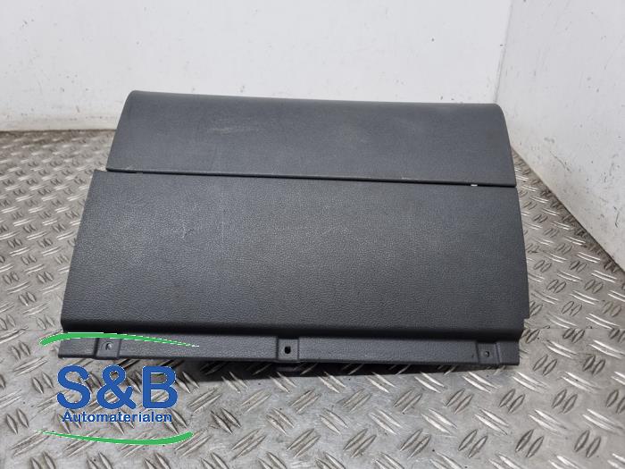 Begagnade Handskfack Volkswagen Caddy III (2KA,2KH,2CA,2CH) 1.6 TDI 16V Pris € 39,99 Marginaltabell erbjuds av Schaap & Bron