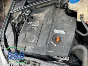 Motor van een Audi A4 Avant (B7) 2.0 TDI 16V 2006