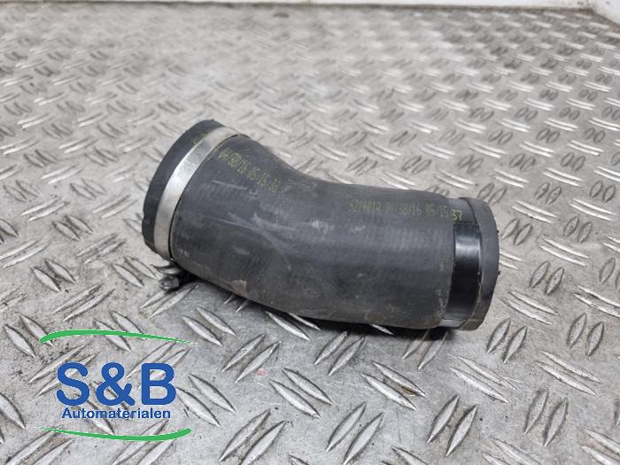 Gebrauchte Intercooler Schlauch Volkswagen Golf VII (AUA) 2.0 GTI 16V Preis € 14,99 Margenregelung angeboten von Schaap & Bron