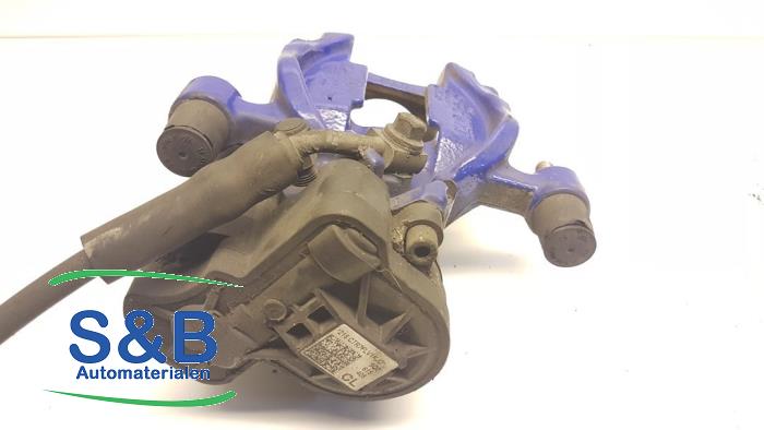 Gebrauchte Bremszange links hinten Volkswagen Golf VII (AUA) 1.4 GTE 16V Preis € 125,00 Margenregelung angeboten von Schaap & Bron