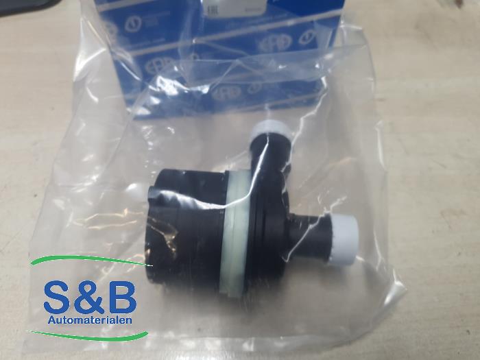 Nya Extra vattenpump Volkswagen Polo V (6R) 1.6 TDI 16V 75 Pris € 102,85 Inklusive moms erbjuds av Schaap & Bron