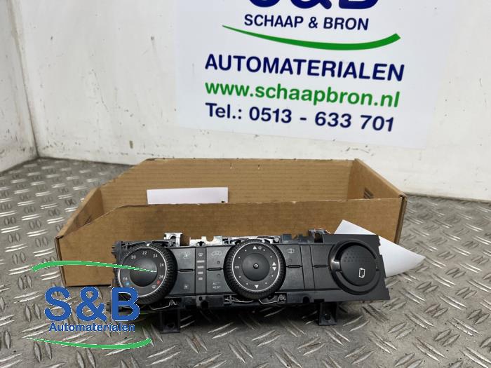 Begagnade Klimatpanel Volkswagen Crafter 2.5 TDI 30/32/35/46/50 Pris € 115,00 Marginaltabell erbjuds av Schaap & Bron
