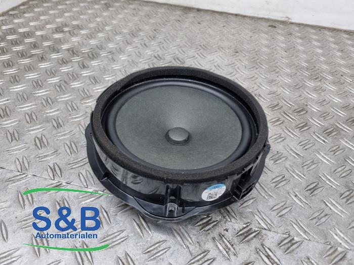 Gebrauchte Lautsprecher Audi A3 Limousine (8VS/8VM) 1.0 TFSI 12V Preis € 19,99 Margenregelung angeboten von Schaap & Bron