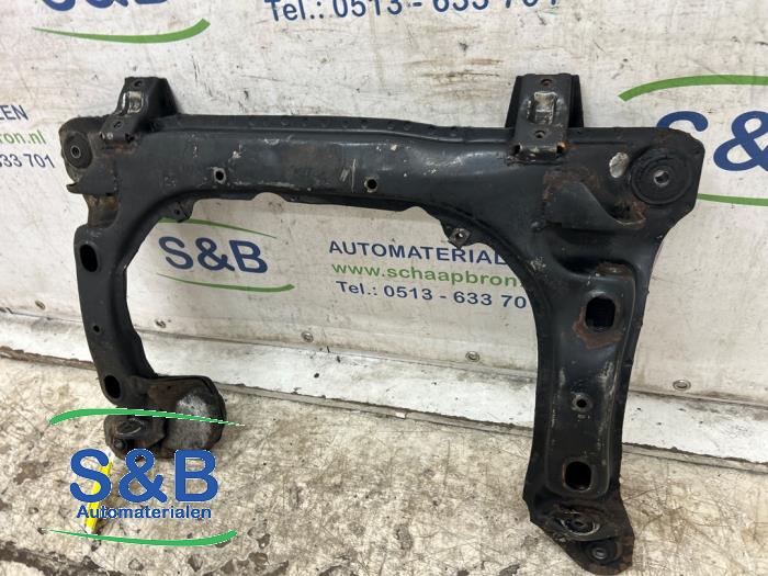 Subframe from a Audi 80 (B4) 1.9 TDI 1993