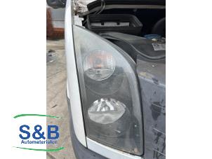 Begagnade Strålkastare, höger Volkswagen Crafter 2.5 TDI 30/32/35/46/50 Pris € 49,00 Marginaltabell erbjuds av Schaap & Bron