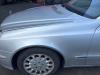 Ekran lewy przód z Mercedes E (W211), 2002 / 2008 2.2 E-200 CDI 16V, Sedan, 4Dr, Diesel, 2 148cc, 90kW (122pk), RWD, OM646951, 2002-07 / 2008-12, 211.004 2004