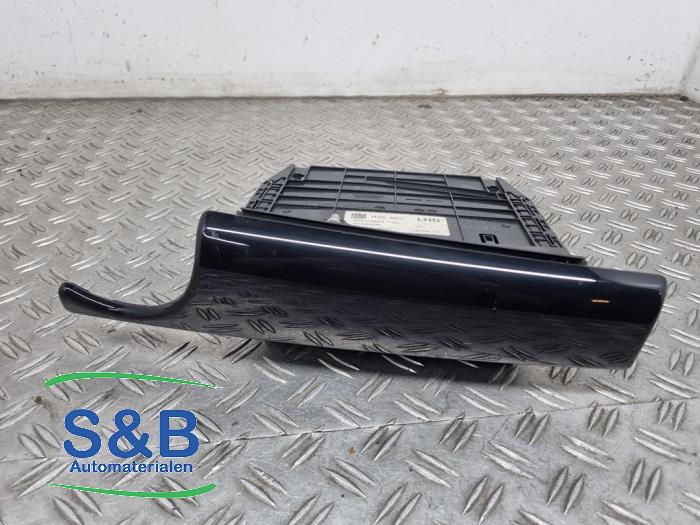 Begagnade Handskfack Mini Mini (R56) 1.6 16V Cooper S Pris € 49,99 Marginaltabell erbjuds av Schaap & Bron