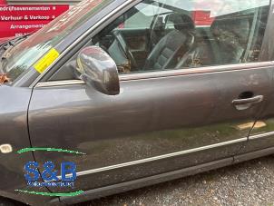 Usados Puerta de 4 puertas izquierda delante Skoda Superb (3U4) 2.8 V6 30V Precio € 99,00 Norma de margen ofrecido por Schaap & Bron