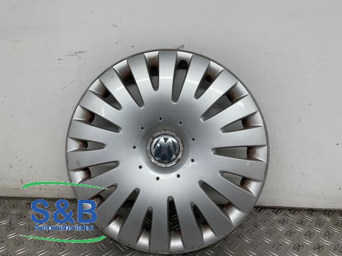 Używane Kolpak Volkswagen Passat (3C2) 1.4 TSI 16V Cena € 10,00 Procedura marży oferowane przez Schaap & Bron