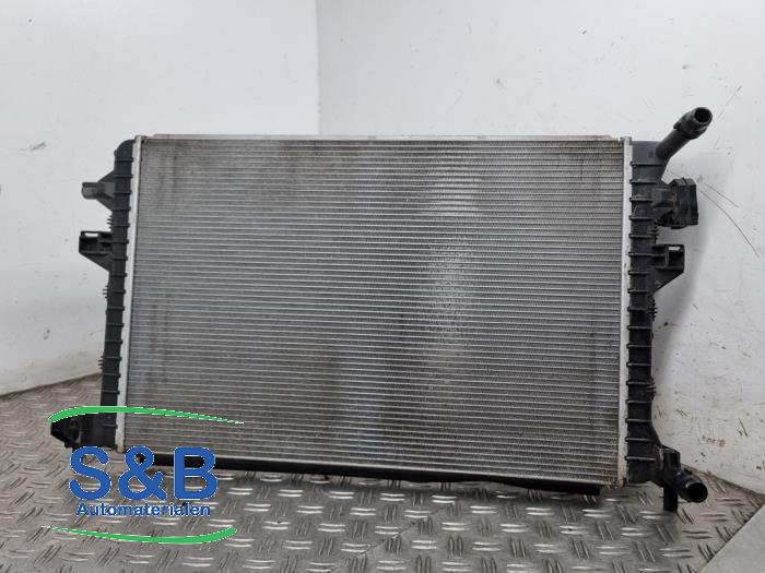 Usagé Radiateur Skoda Octavia (5EAA) 1.6 TDI Greenline 16V Prix € 74,99 Règlement à la marge proposé par Schaap & Bron