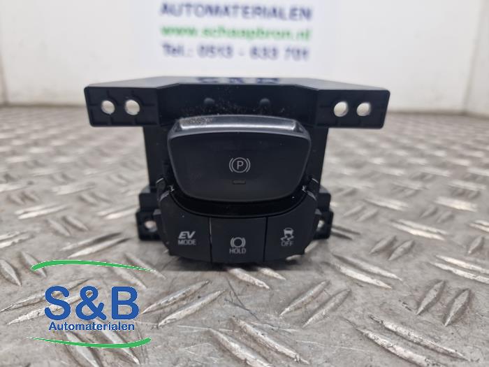 Gebrauchte Handbremse Schalter Toyota C-HR (X1,X5) 2.0 16V Hybrid Preis € 40,00 Margenregelung angeboten von Schaap & Bron