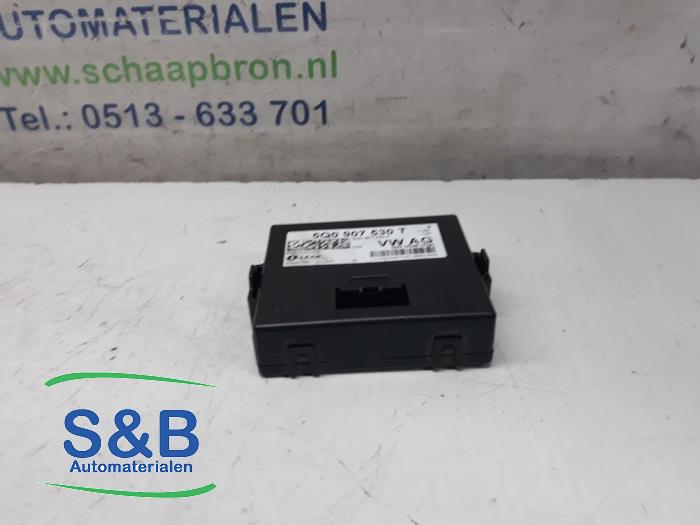 Begagnade Gateway-modul Volkswagen Golf VII Variant (AUVV) 1.6 TDI BlueMotion 16V Pris € 50,00 Marginaltabell erbjuds av Schaap & Bron