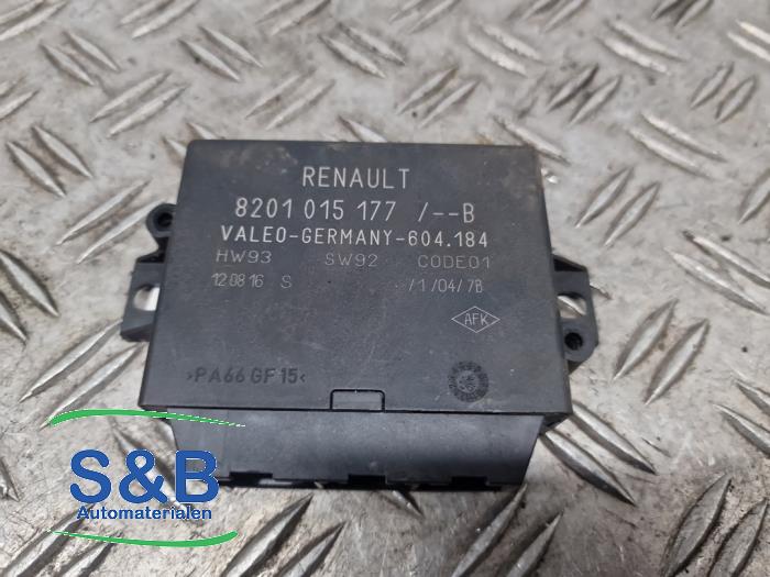 Usagé Module PDC Renault Master III (MA/MB/MC/MD/MH/MF/MG/MH) 2.3 dCi 145 16V Prix € 25,00 Règlement à la marge proposé par Schaap & Bron