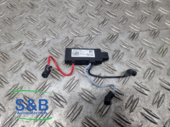 Begagnade Larmsensor Skoda Enyaq iV Coupe (NYAB) RS Pris € 75,00 Marginaltabell erbjuds av Schaap & Bron