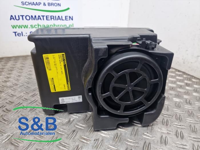 Gebrauchte Subwoofer Skoda Enyaq iV Coupe (NYAB) RS Preis € 125,00 Margenregelung angeboten von Schaap & Bron