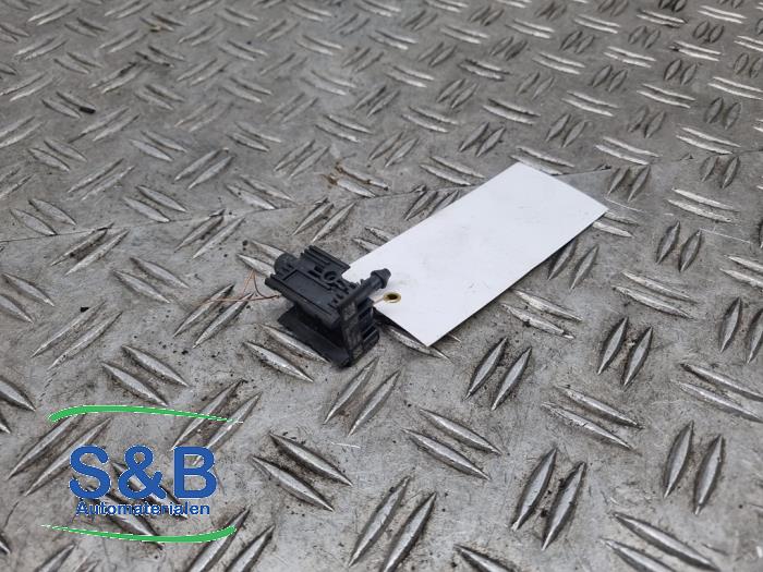 Begagnade Sensor (övriga) Volkswagen Touran (5T1) 1.2 TSI Pris € 74,99 Marginaltabell erbjuds av Schaap & Bron