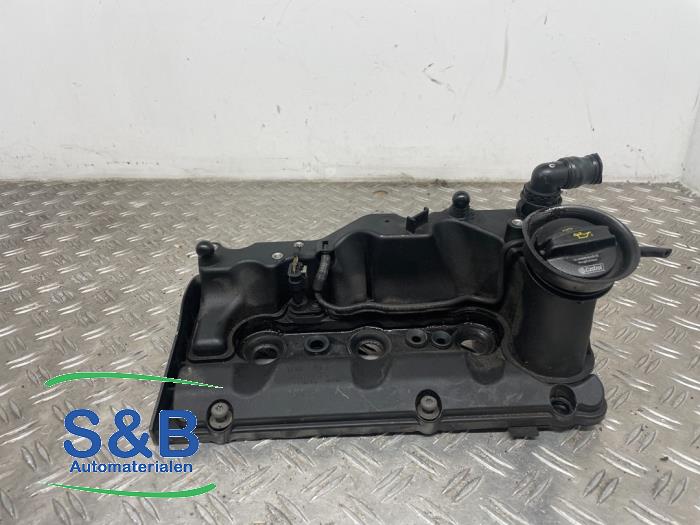 Usagé Couvercle soupapes Volkswagen Polo V (6R) 1.4 TDI DPF BlueMotion technology Prix € 80,00 Règlement à la marge proposé par Schaap & Bron