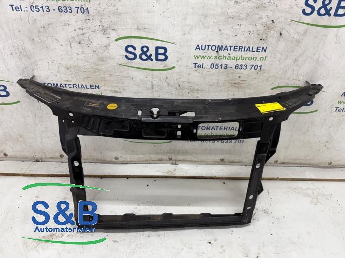 Begagnade Front Skoda Roomster (5J) 1.6 16V Pris € 80,00 Marginaltabell erbjuds av Schaap & Bron