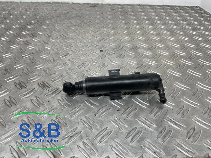 Używane Spryskiwacz reflektorów Audi A1 (8X1/8XK) 1.2 TFSI Cena € 25,00 Procedura marży oferowane przez Schaap & Bron