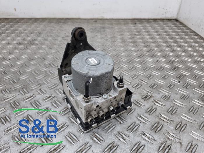 Begagnade ABS-pump Volkswagen Caddy IV 2.0 TDI 102 Pris € 348,99 Marginaltabell erbjuds av Schaap & Bron