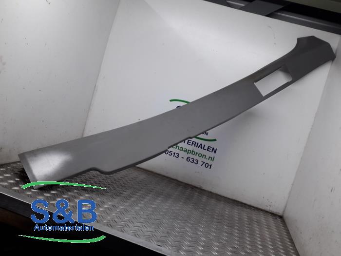 Gebrauchte Abdeckplatte sonstige Volkswagen Crafter Preis € 20,00 Margenregelung angeboten von Schaap & Bron