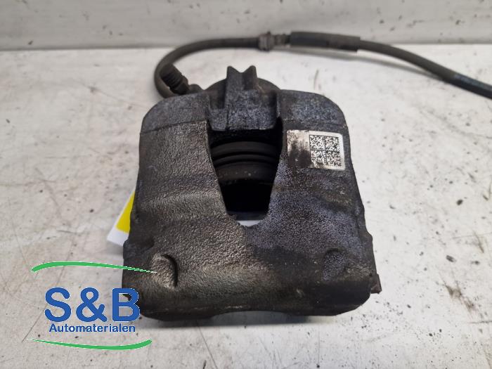 Gebrauchte Bremszange rechts vorne Seat Leon (5FB) 1.0 TSI 12V Preis € 35,00 Margenregelung angeboten von Schaap & Bron