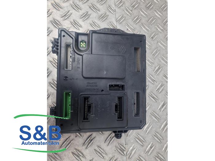 Used Body control computer Renault Megane III Grandtour (KZ) 1.6 16V Price € 40,00 Margin scheme offered by Schaap & Bron