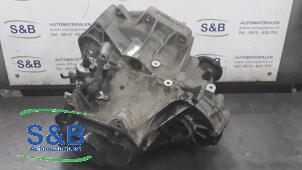 Getriebe van een Volkswagen Polo IV (9N1/2/3) 1.2 12V 2006