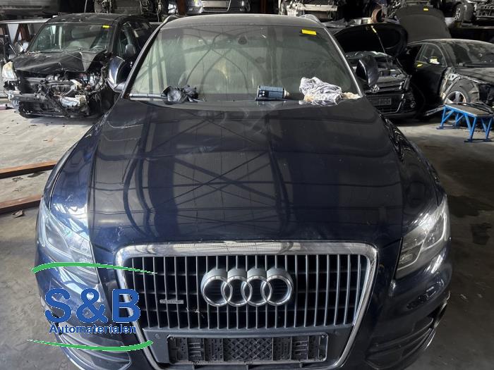 Używane Maska Audi Q5 (8RB) 2.0 TFSI 16V Quattro Cena € 450,00 Procedura marży oferowane przez Schaap & Bron