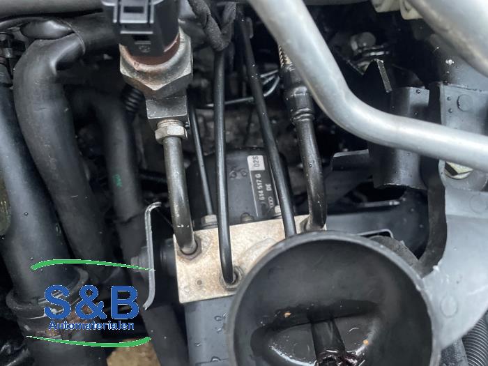 Używane Pompa ABS Audi A2 (8Z0) 1.2 TDI Cena € 125,00 Procedura marży oferowane przez Schaap & Bron