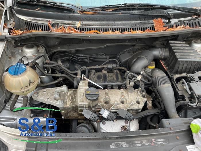 Motor van een Volkswagen Fox (5Z) 1.2 2011