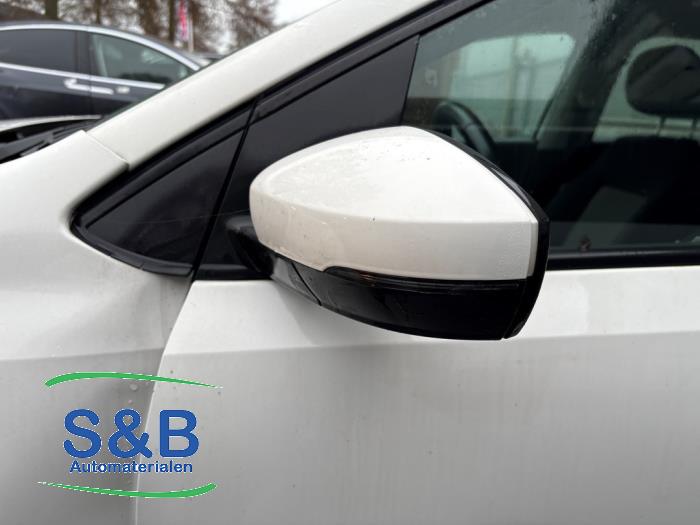 Rétroviseur extérieur gauche d'un Volkswagen Polo V (6R) 1.2 TDI 12V BlueMotion 2010