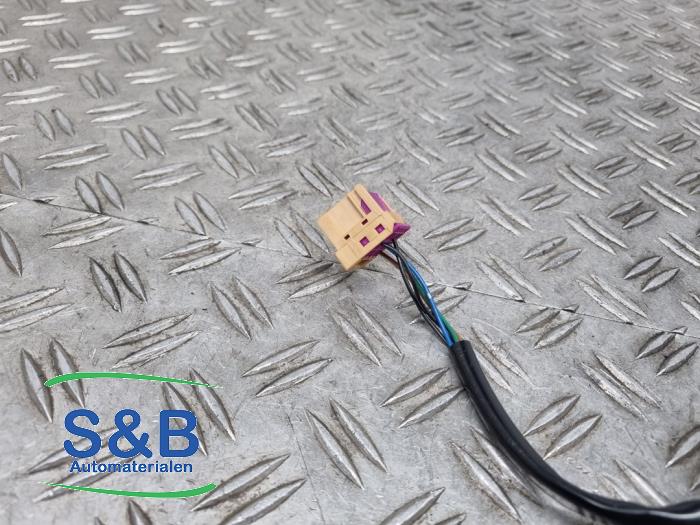 Rétroviseur extérieur gauche d'un Volkswagen Polo IV (9N1/2/3) 1.2 12V 2002