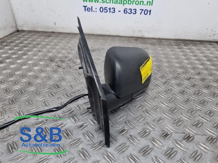 Rétroviseur extérieur gauche d'un Volkswagen Polo IV (9N1/2/3) 1.2 12V 2002