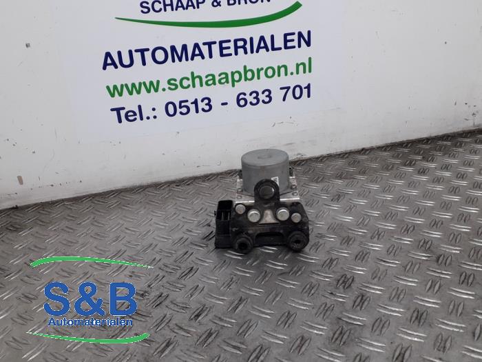 Used ABS pump Seat Mii Electric Price € 175,00 Margin scheme offered by Schaap & Bron