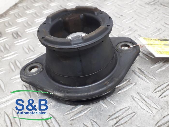 Engine mount from a Seat Mii Electric 2020