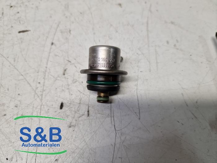 Régulateur de pression de carburant