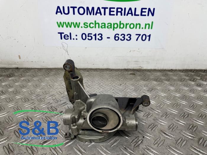 Begagnade Oljepump Volkswagen Passat (3B2) 2.8 30V Syncro/4Motion Pris € 65,00 Marginaltabell erbjuds av Schaap & Bron