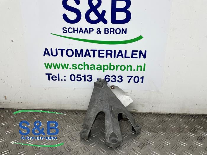 Used Engine mount Audi A6 (C5) 2.5 TDI V6 24V Quattro Price € 25,00 Margin scheme offered by Schaap & Bron