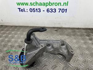 Spanrolle multiriem van een Volkswagen Transporter T4 2.4 D 1998