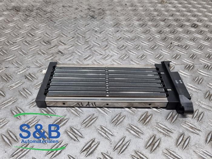 Używane Element grzewczy Audi A4 (B7) 2.0 TDI 16V Cena € 49,99 Procedura marży oferowane przez Schaap & Bron