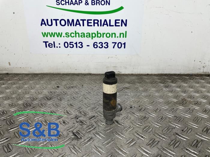 Begagnade Tomgångsventil Audi 100 (C3) 2.2 Quattro Pris € 85,00 Marginaltabell erbjuds av Schaap & Bron